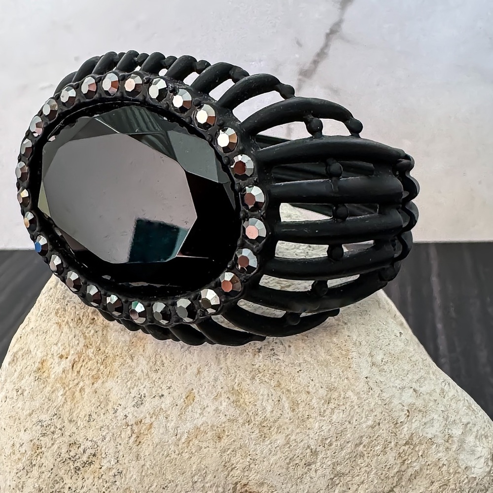 Black Stone and Metal Cuff Bracelet Large Hinged Vintage 90s.